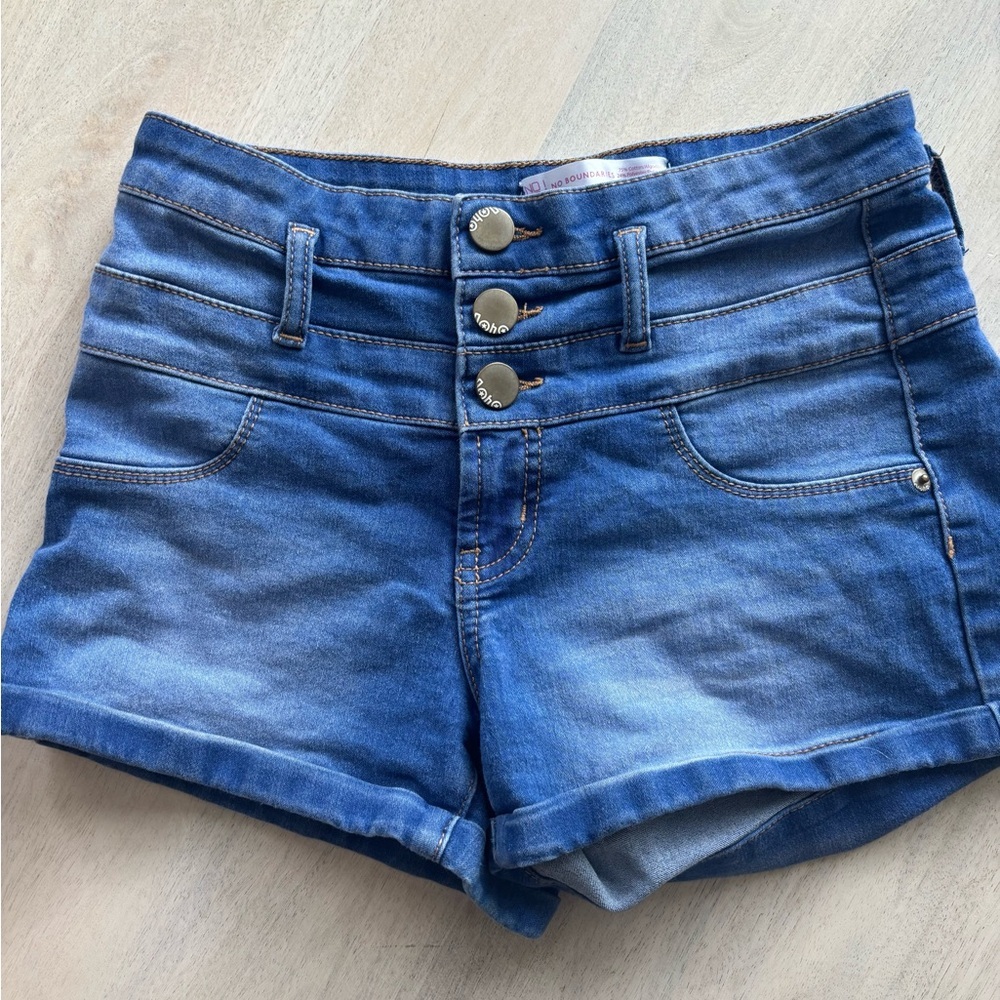 Woman’s size 5 No Boundaries Blue Jean Shorts with Cuffed Hems
